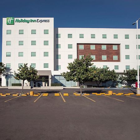 Holiday Inn Express Guadalajara Iteso By Ihg Zapopan Exterior photo