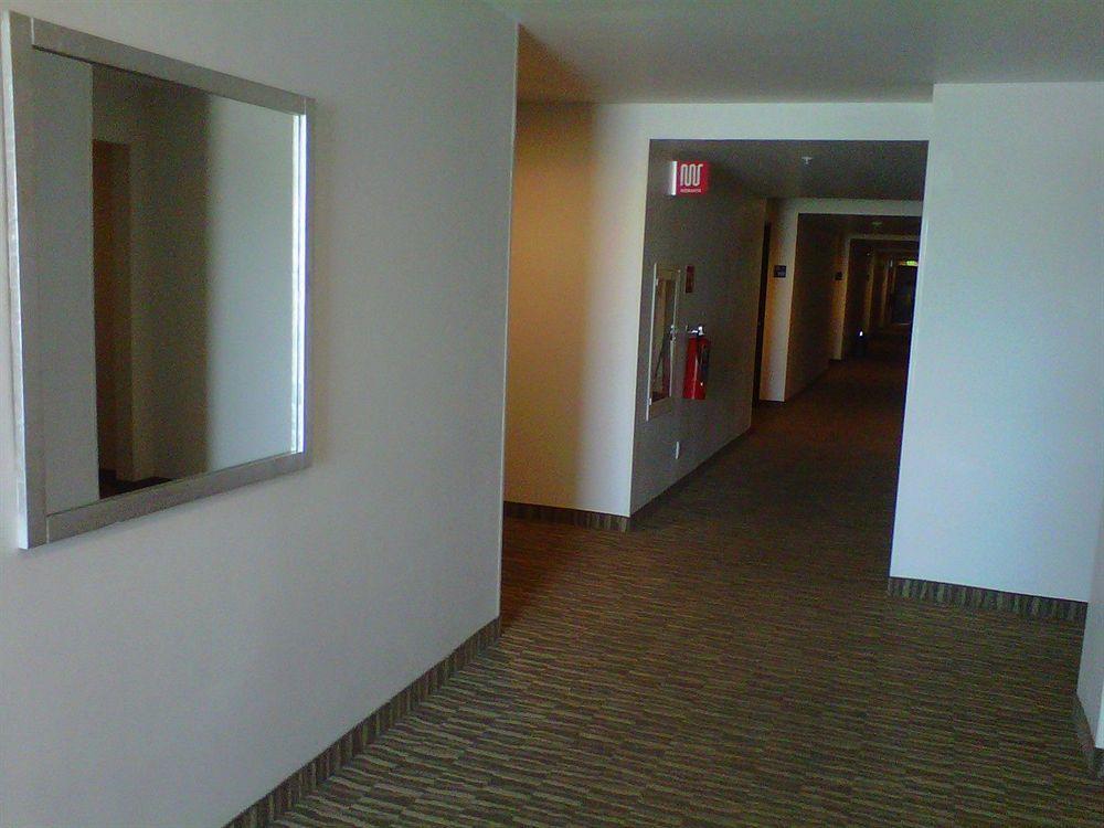 Holiday Inn Express Guadalajara Iteso By Ihg Zapopan Interior photo